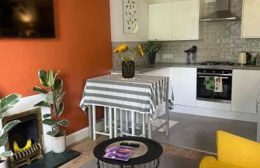 Quiet 1 Bed with Garden Views Near Leith & City Centre - Foto 6