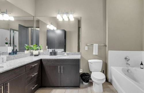 Cozy 1BR- Pool,Gym,Pkng,Near BOK Ctr&Arts Dstrct - Photo 57