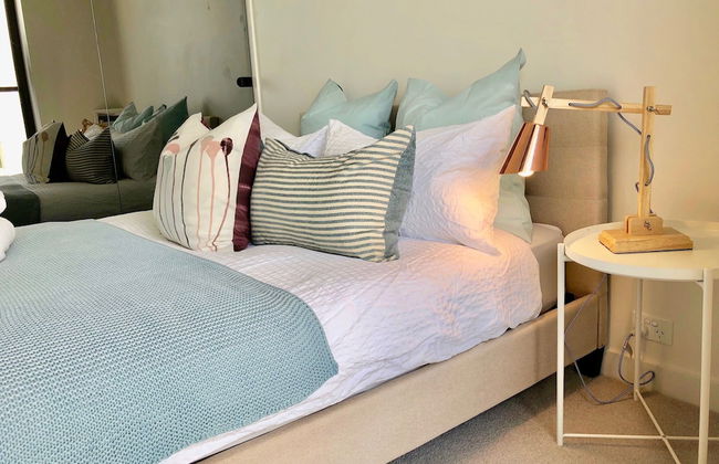 Deluxe and Brand New Lakeside Apartment - Foto 9