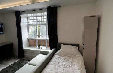 Resilets - Mood Studio 2 - Central Modern 2 Bed - Photo 19