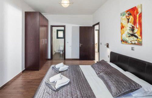 Anna Nissaki - Photo 32