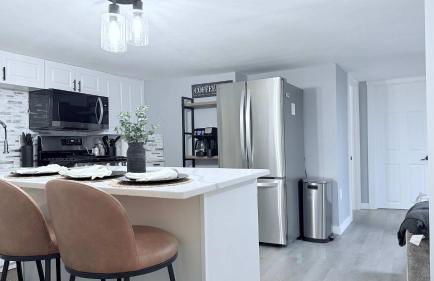 Contemporary Apartment- Prime Location to MBTA - Foto 22