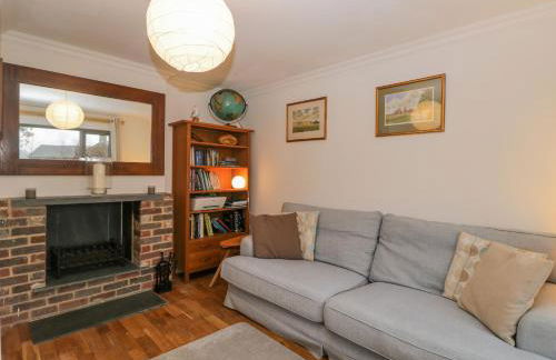 Little Foxes - Photo 7