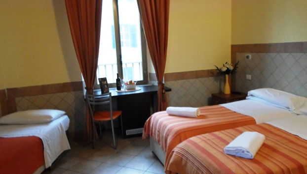 Alex Romano - Foto 3, Habitación