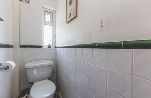 Spacious 3BR Home Huge Garden Free Parking - Foto 15