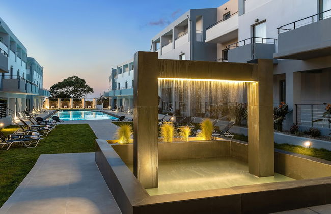 Sunrise Village Hotel - Photo 24