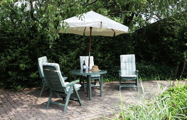 Tranquil Farmhouse near Forest in Ulicoten with Terrace - Foto 24