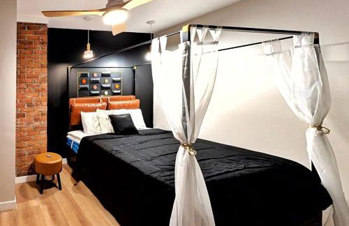 Downtown Cincinnati Boutique at Newport 3BR with 100in Cinema TV - Foto 9