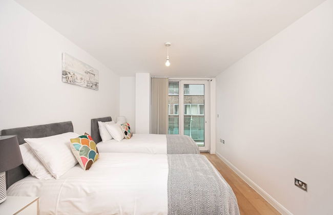 Skyvillion - Spacious 2bed W Balcony In Barnet - Foto 3