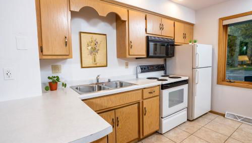 Relaxing Busy Bee C-7 by Simple Life Rentals - Foto 4