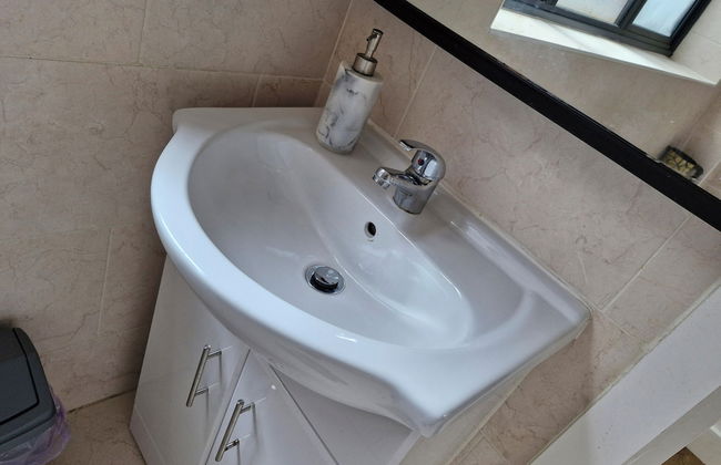 Immaculate 2-bed Apartment in London - Foto 8