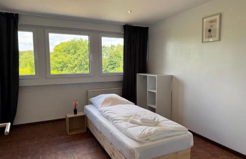 T&K Apartments - Wegberg - 4-7 room Apartments - private parking - WIFI - Fully equipped kitchen - Foto 26