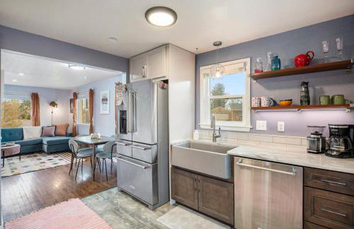 The Funky Flamingo - HOT TUB - BBQ - Fire Pit - Foto 8