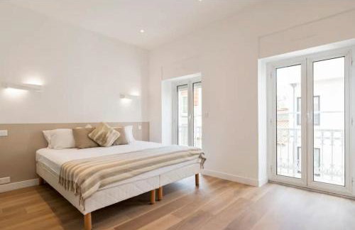 3 bedrooms 3 bath Bivouac 2 min Palais - Photo 8