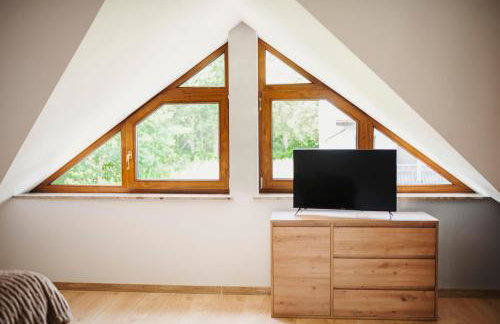 Dom na Zadzielu - domek z balią nad Jeziorem Żywieckim - Foto 29