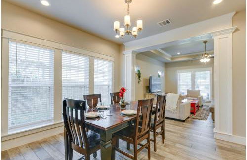 Centrally Located Stunning 3BR 2BA Near Downtown - Foto 36