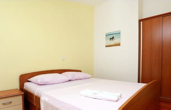 Neve - 100 m From Pebble Beach - A4 - Photo 2