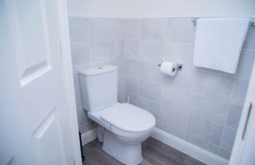 5 Bed House Wifi City Centre Free Parking - Foto 30