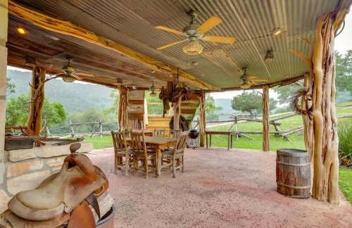 Rural Texas Villa with Hot Tub - Horses Welcome! - Foto 2