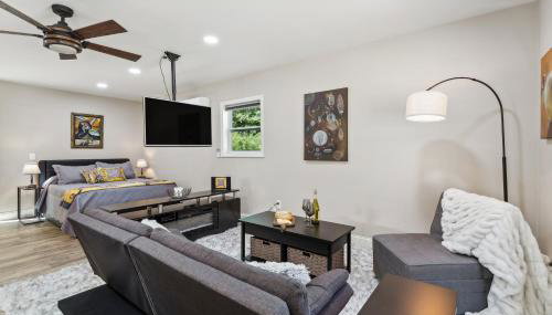 Hickory Hideaway Pet-Friendly Haven with Fire Pit! - Foto 4