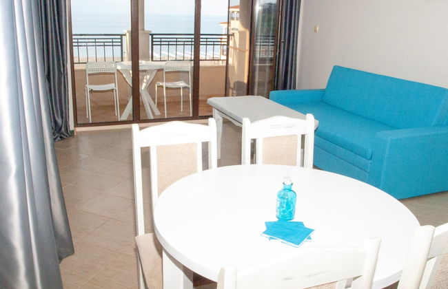 Parva linia adres Regina mare Tsarevo - Foto 5