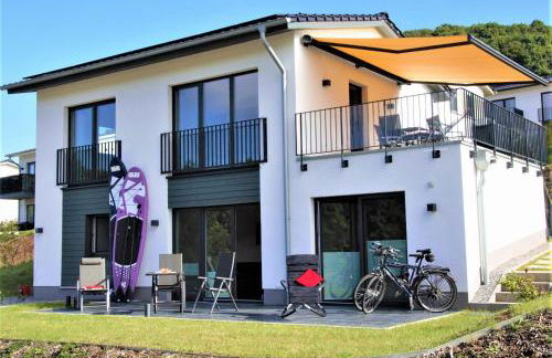 Ferienhaus direkt am Diemelsee-Heringhausen-Willingen-Toplage-Sauna-3 Schlafzimmer-2 Terrassen-109 qm-incl Wäsche - Foto 1