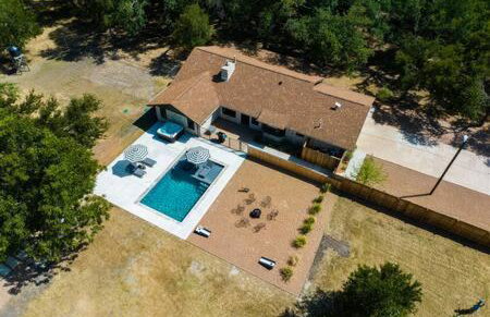 Hot Tub Pool + Firepit + Gameroom ~ Guesthouse - Foto 8