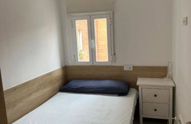 Piso a 10 min del aeropuerto - Foto 9