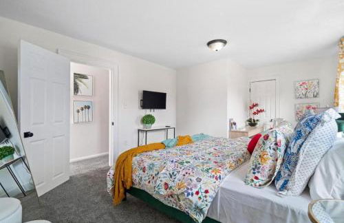 Spacious 4 Bedroom Sleeps 10 with Sauna and Hot Tub - Foto 7