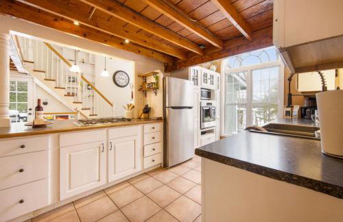 Lake Front-Spa Tub-Fire Pit-Full Kitchen-Canoe - Foto 72