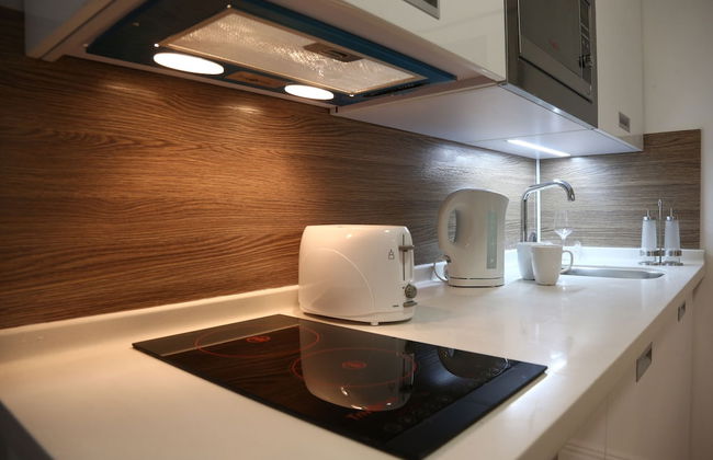 Trivelles - Bradford - Sunbridge Road - Foto 10