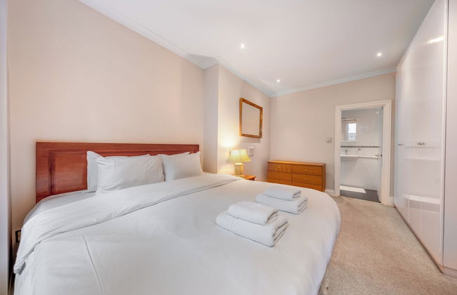 The Hertford Boutique - Foto 26