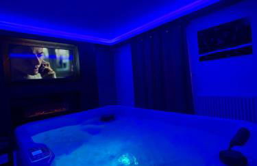 Suite cinéma et jacuzzi privé - Foto 11