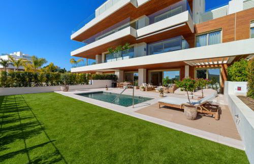 Benalus 4-Bedroom Duplex in Golden Mile - Foto 47