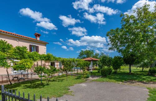 Villa Ana, a tranquil pool villa close to the beach - Foto 23