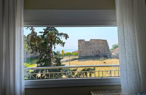 The Three Views - Foto 14