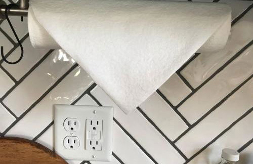 Dreamy Artist Chalet in Secluded Historic Village - Photo 22