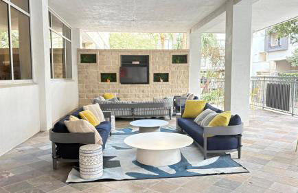 Relaxing Pool-View 1BR Near Top Houston Spots - Foto 28