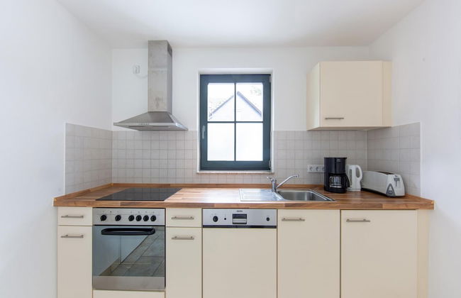 Spacious Semi-detached House With Wood Stove Located Directly on the Rennsteig - Photo 38