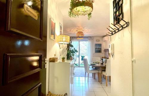 Bel Appart avec 2 chambres - Parking et Clim - Métro Argoulets - Photo 5