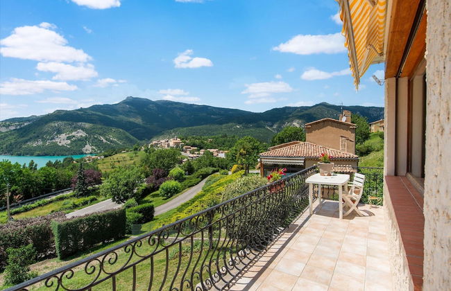 Holiday Home in Saint-julien-du-verdon With Garden - Foto 19