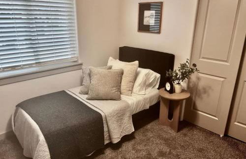 North End - Hyde Park - Hot Tub- Downtown - 3 BR - Foto 26