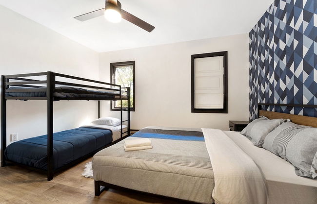 Waterfront Mansion W hot-tub & Pool by RedAwning - Foto 6