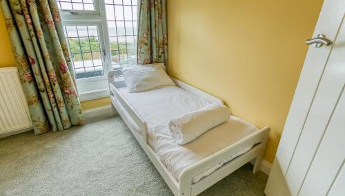 Gwynaeth Gwyn - Foto 5