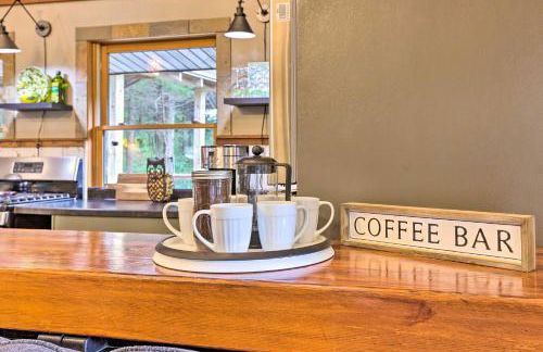 Pet-Friendly Outdoor Paradise with Grill, Decks - Foto 16