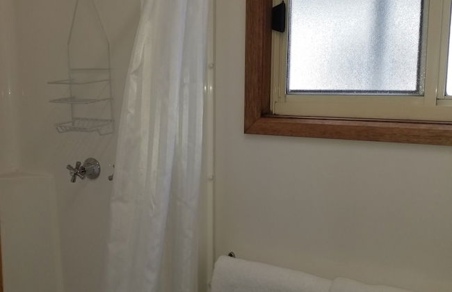 Euroa Caravan Park - Foto 32