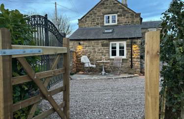 Cedar Cottage newly renovated cottage - Foto 14