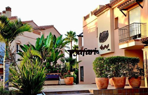 Marina XI Enjoy the Sun, Sea Views, Pools & BBQ Steps from the Beach in Mijas Costa & Fuengirola - Foto 14