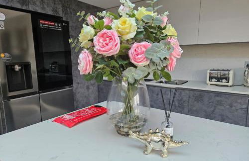 Homely 6 bed Cottage 30 mins to Heathrow, London, Legoland, Windsor Castle - Photo 24