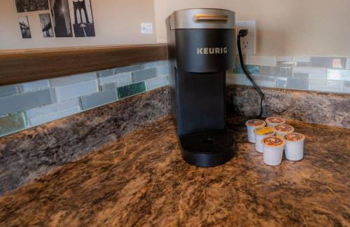 Hillcrest Chalet - Spa - Firepit - Views - USAFA - Foto 18